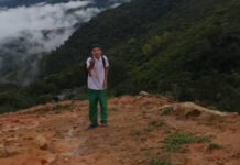 Desde el corazón del campo antioqueño, un adolescente conquista las redes mostrando su lucha por estudiar